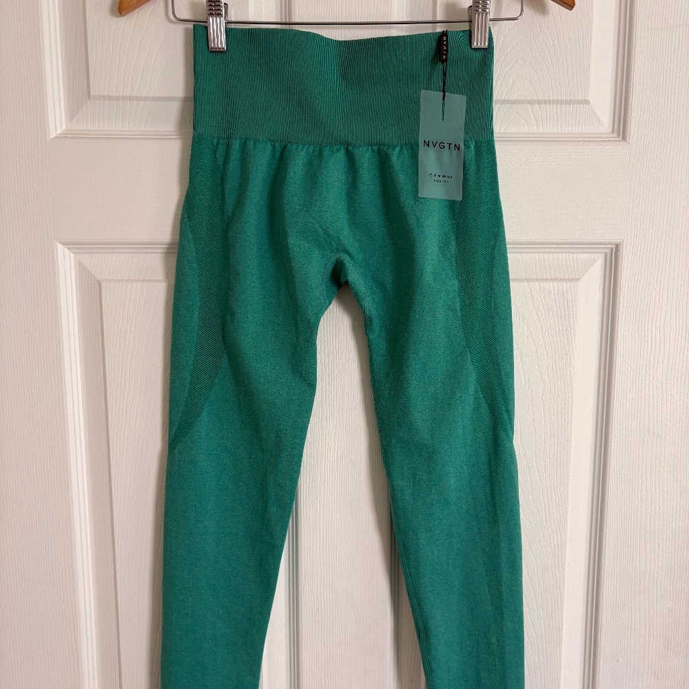 NVGTN Leggings- Green Size Medium
